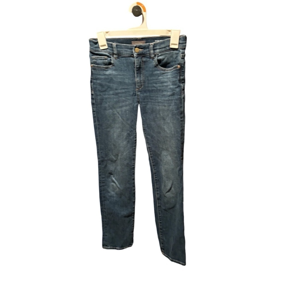DL1961 Mara Straight Mid Rise Instasculpt in Chancery Size 26